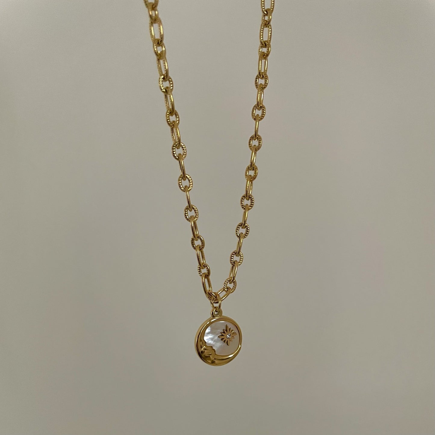 Collar Moon tipo tarot