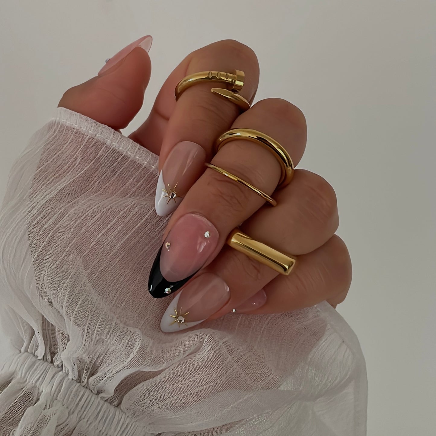 Anillo Clavo